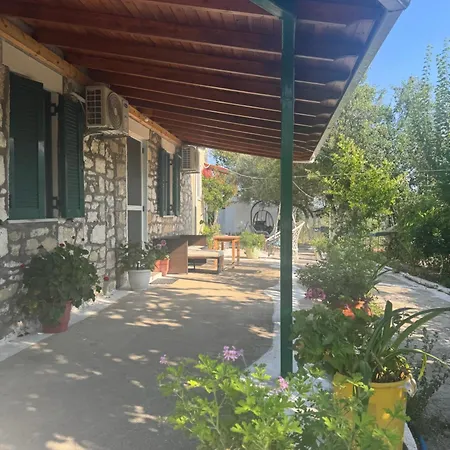 Basil & 招待所 3*