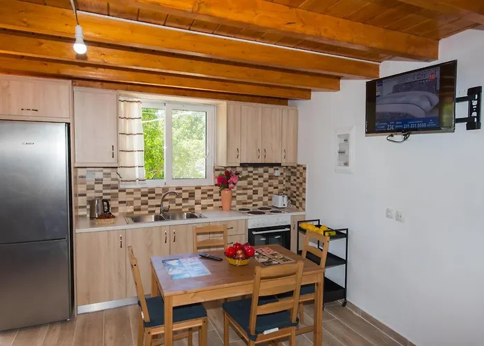 Basil & Guest house Lazarata